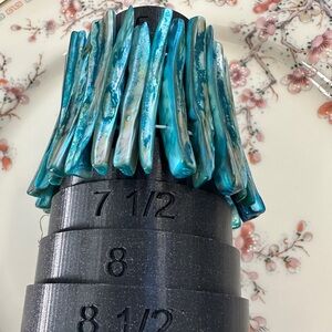 Vintage Aqua colored stretch bracelet best for 6.5-7 inch wrist